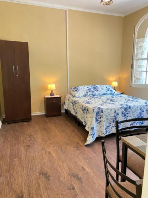Ariadna Elegant Appartment Downtown